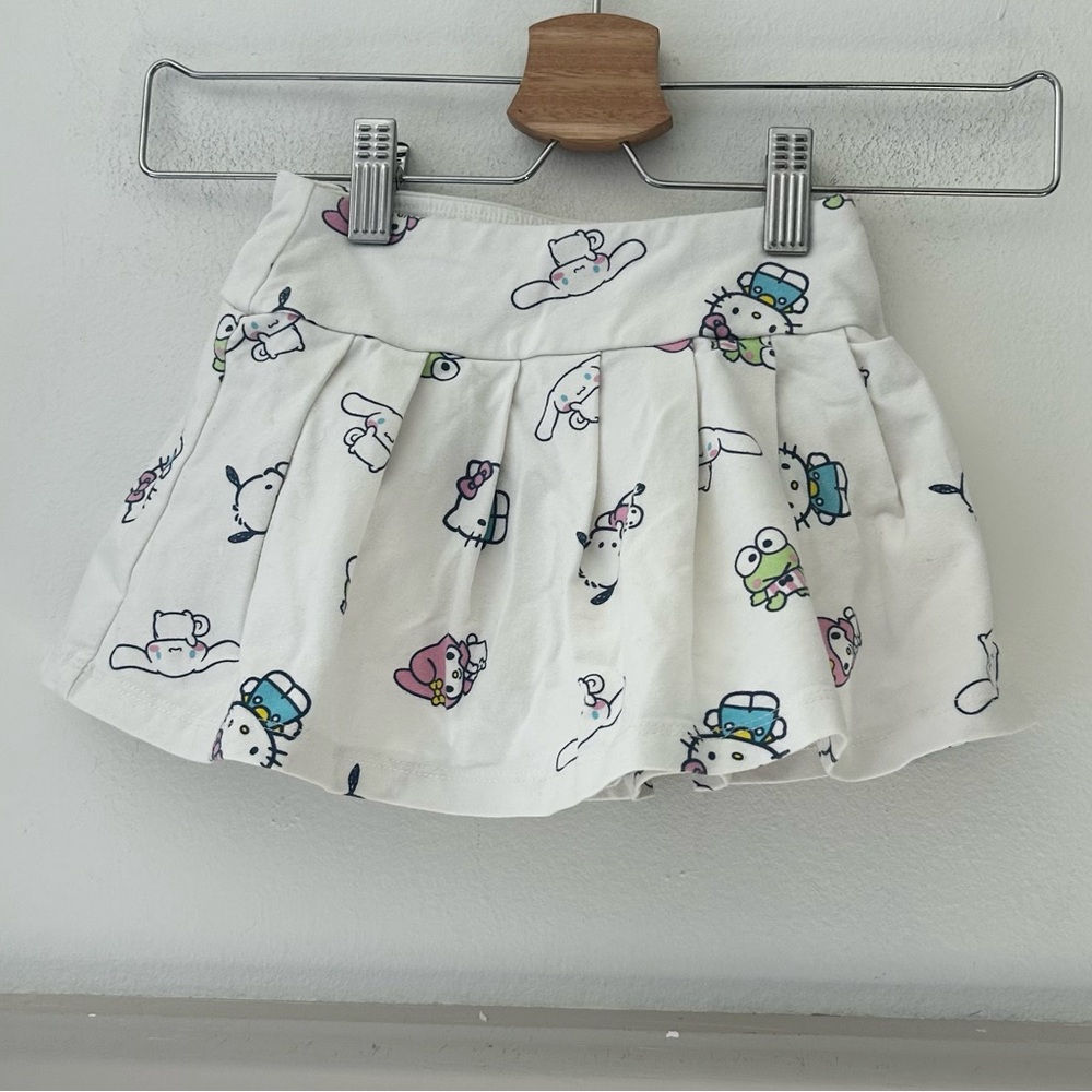Hello Kitty Graphic Skirt Skort Girls XS 4-5